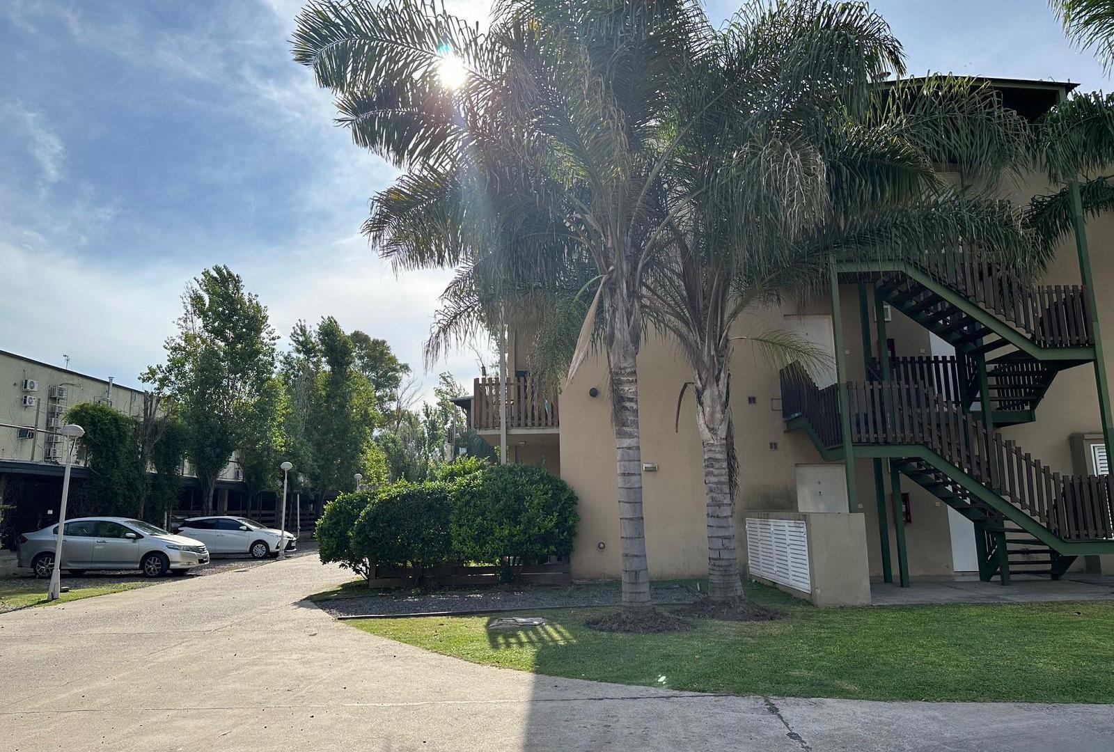 VENTA DEPARTAMENTO 2 AMBIENTES CON COCHERAS  APTO CREDITO  O FINANCIACION PROPIA VERDI 57