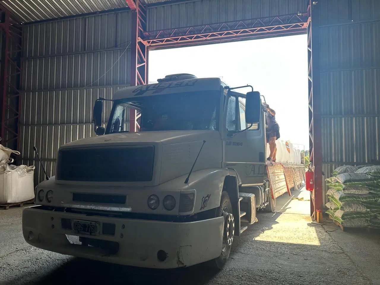 ALQUILER DEPOSITO 800 M2 FATIMA PILAR KM 64 2