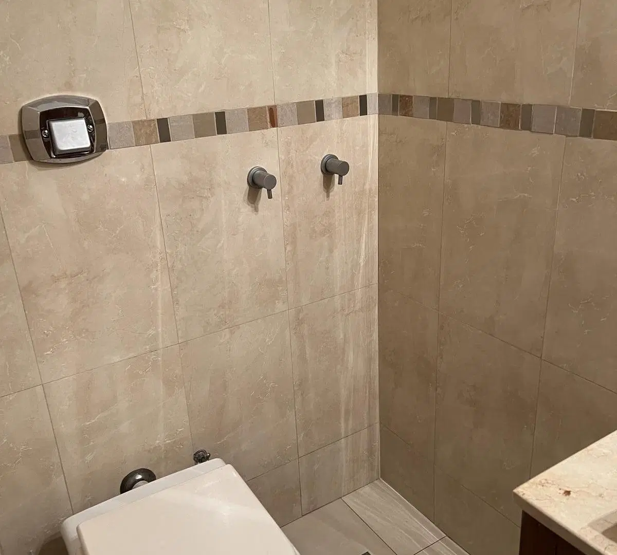 VENTA DEPARTAMENTO 3 AMBIENTES. APTO PROFESIONAL 5