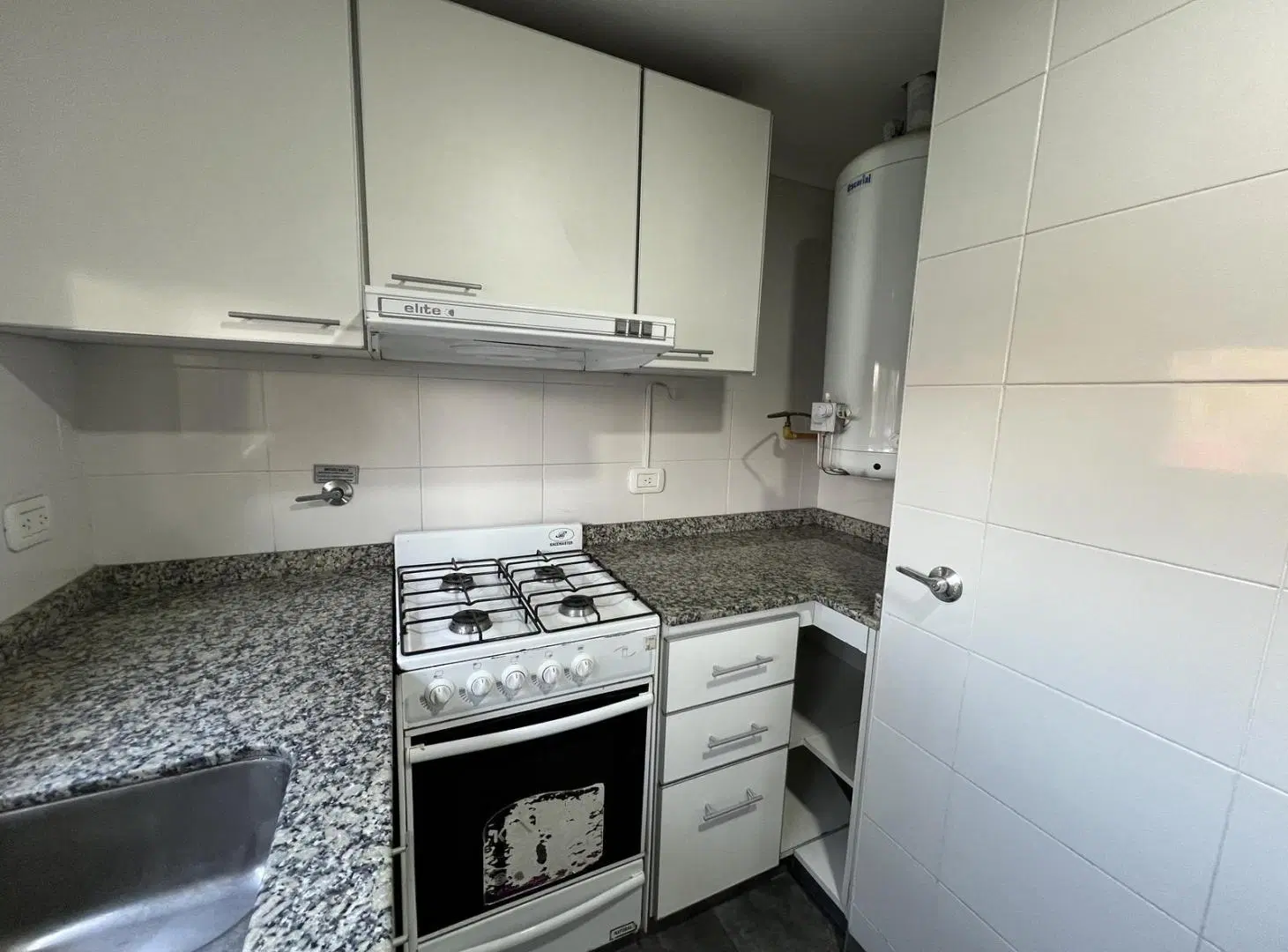 VENTA LOFT, 2 AMBIENTES CON COCHERA EN VERDI 57, PILAR 3