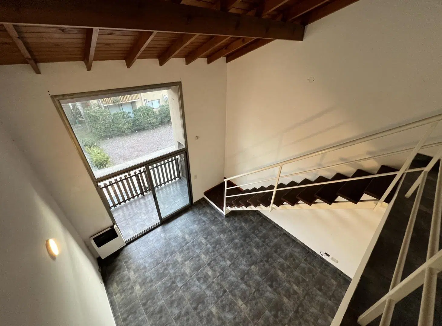 VENTA LOFT, 2 AMBIENTES CON COCHERA EN VERDI 57, PILAR 5