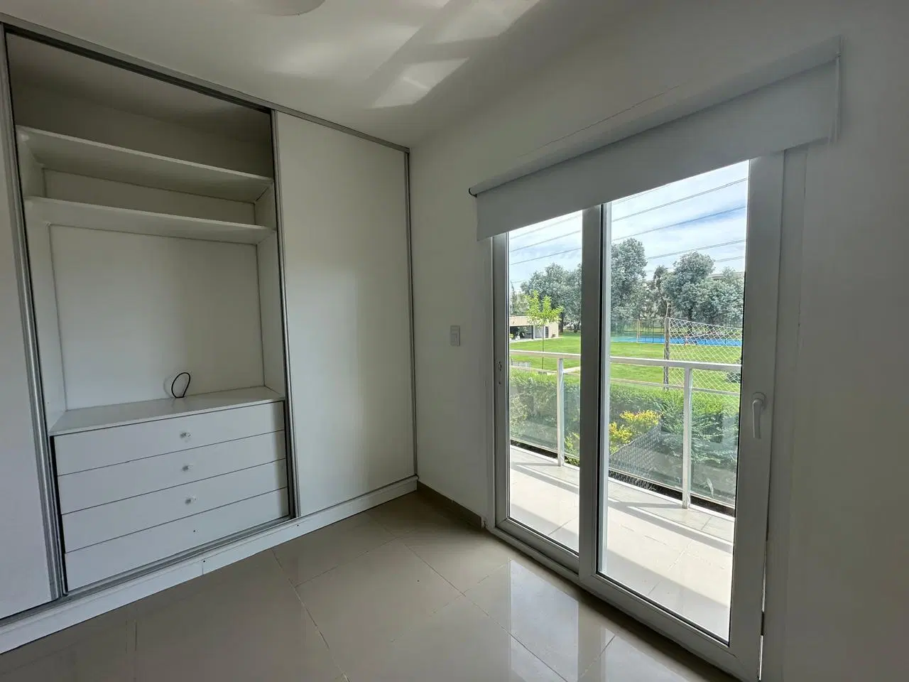 ALQUILER DUPLEX CON JARDIN, 3 Ambientes, en Barrio Privado Springpark, Pilar 3