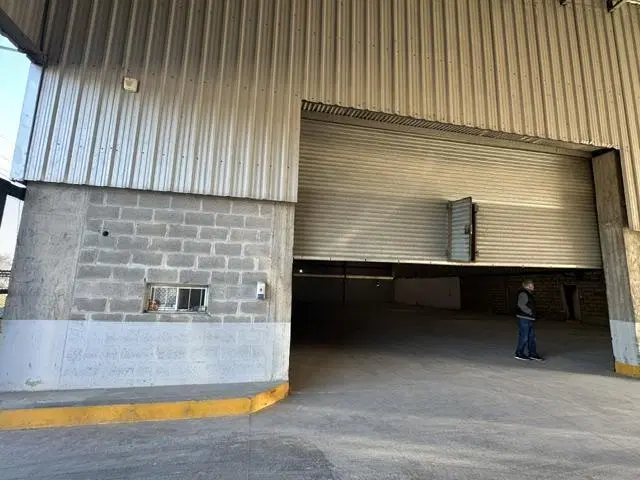 DEPOSITO ALQUILER   700 M2 sobre Colectora  Fátima  PILAR 2