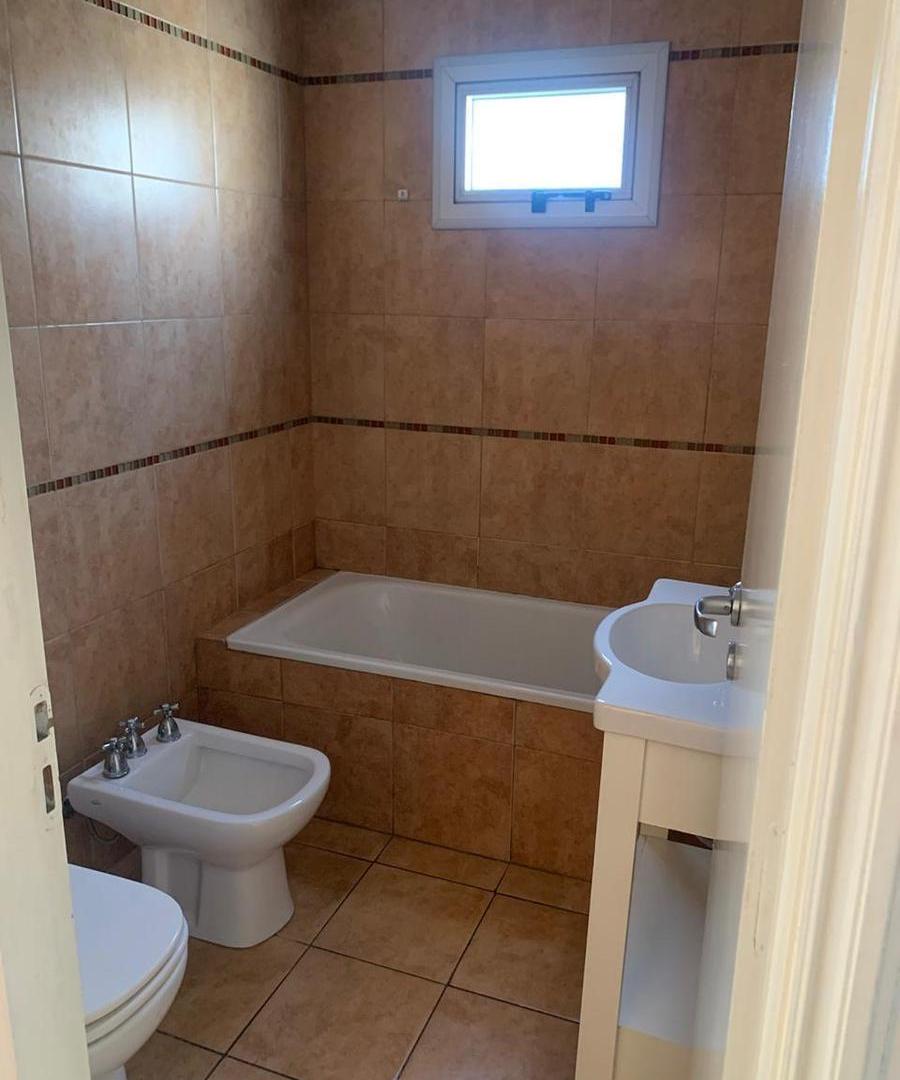 Foto de VENTA Departamento de 3 ambientes en Colombres al 500, imagen 4