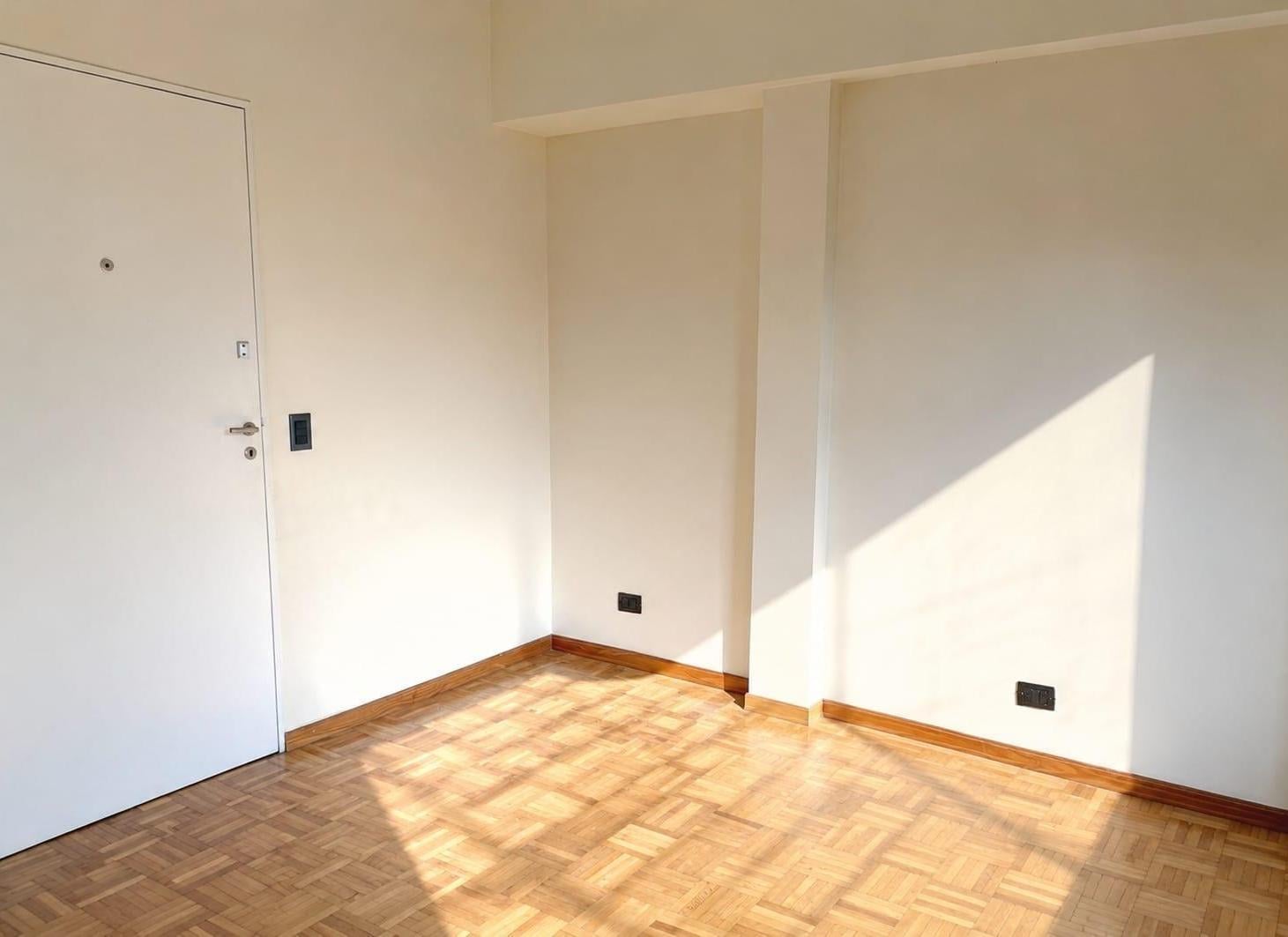Foto de VENTA DEPARTAMENTO 3 AMBIENTES - MONSERRAT - APTO CREDITO, imagen 4