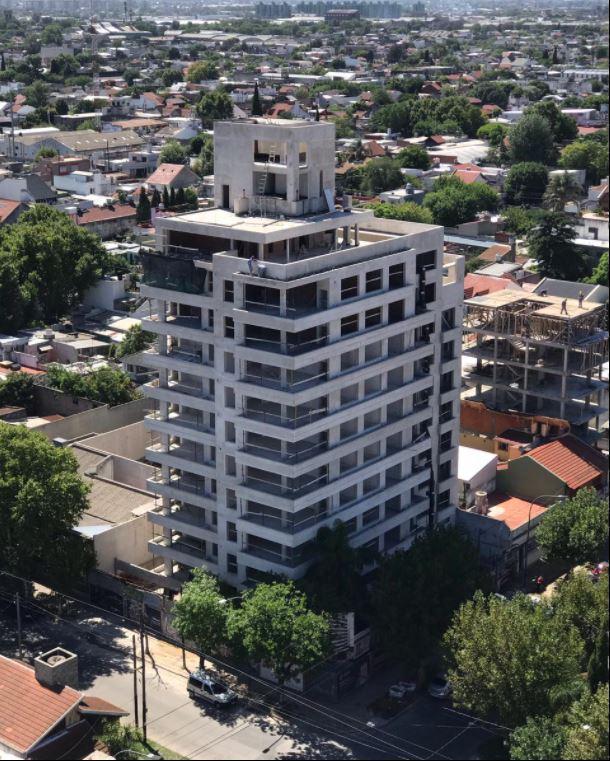 Foto de VENTA DEPARTAMENTO 2 AMBIENTES EN EXCLUSIVA TORRE CON COCHERA Y, imagen 4