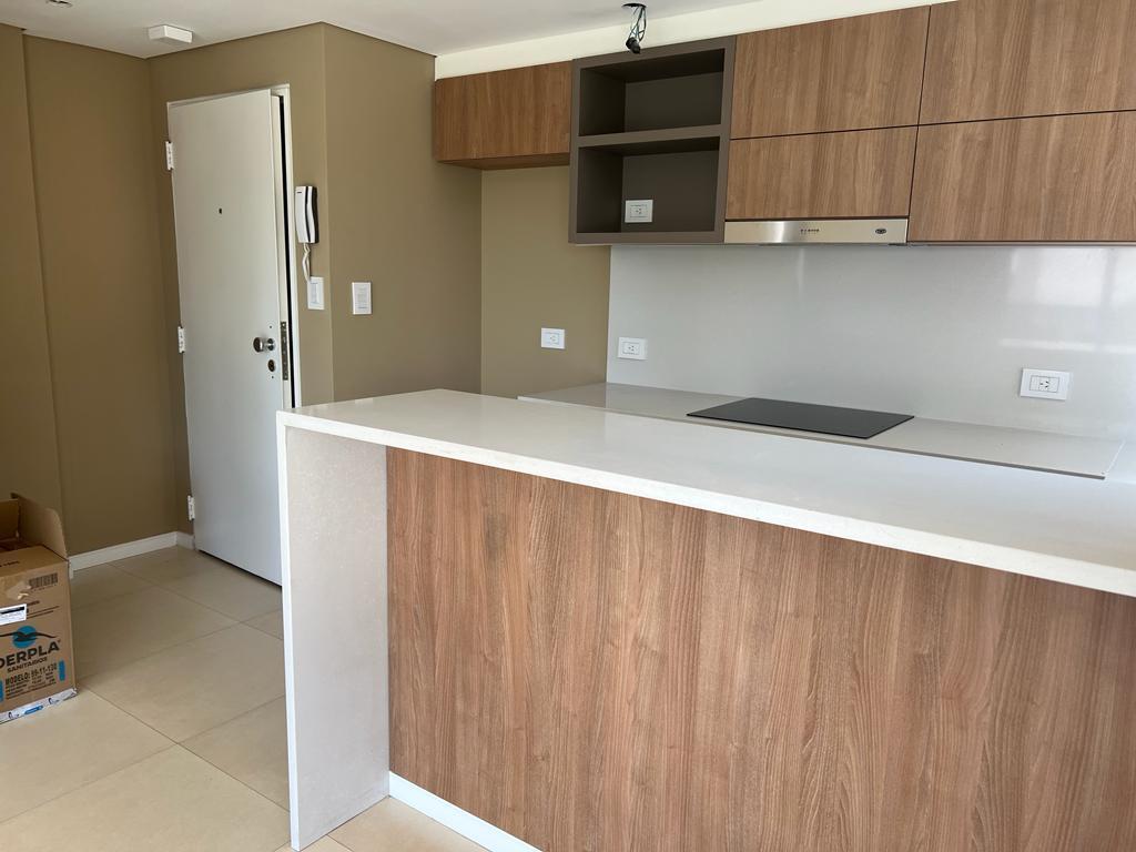 Foto de ALQUILER DEPARTAMENTO DE 2 AMBIENTES EN LANUS OESTE. EXCELENTE ZONA, imagen 2