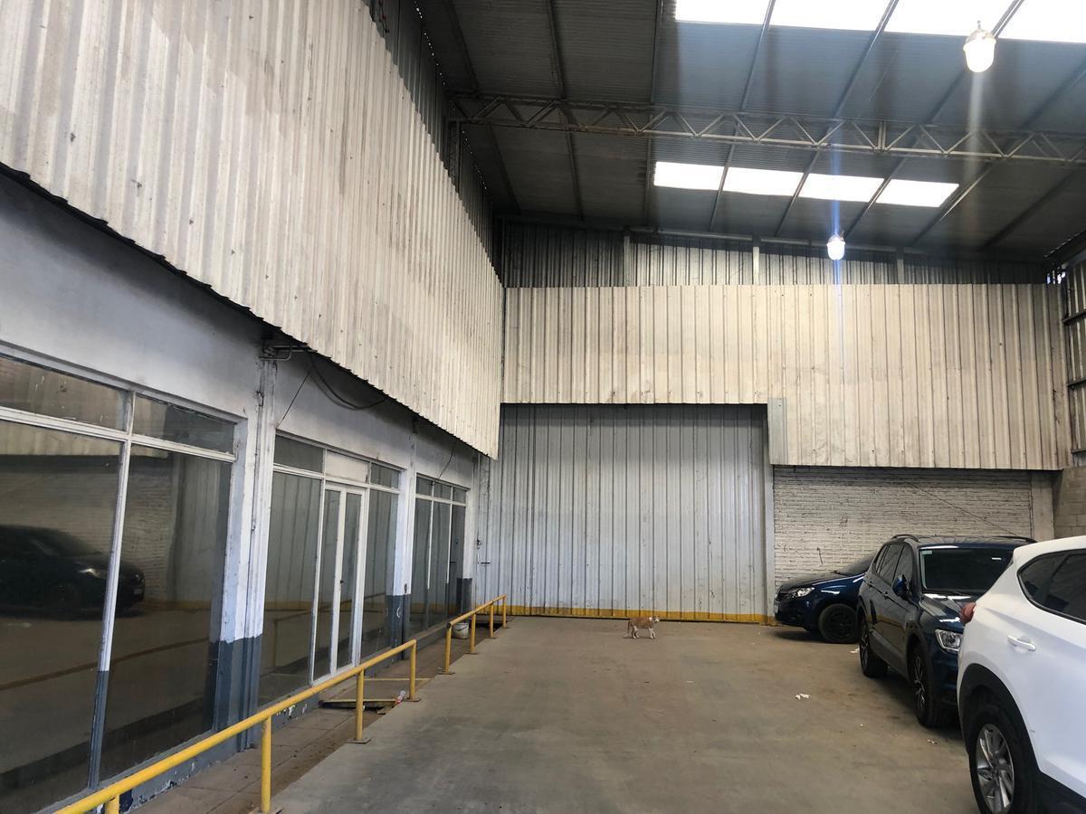 Foto de ALQUILER LOCAL - DEPOSITO 500 M2 SEMICUBIERTO 120 M2 - SOBRE COLECTORA, imagen 1