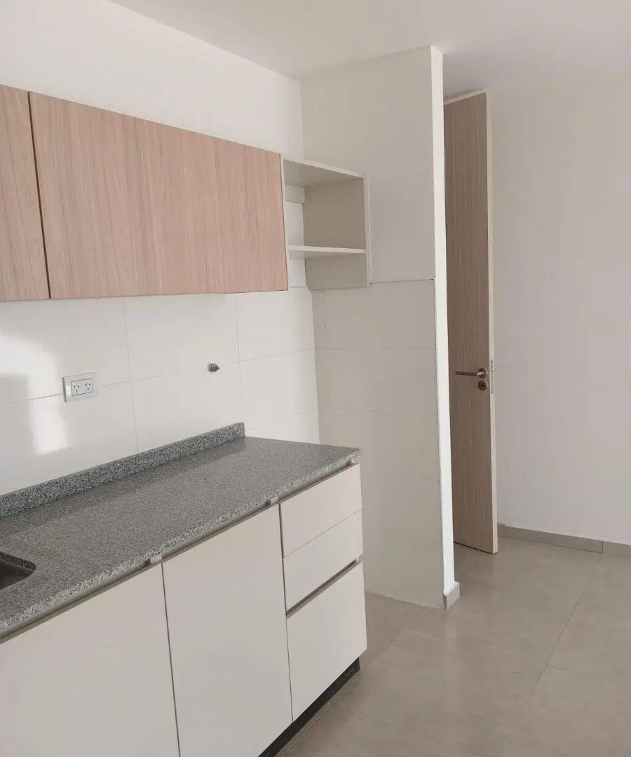 JL IMOBILIARIA ALQUILA DPTO A ESTRENAR EN EDIFICIO NAMBA AV LIBERTAD 411 4