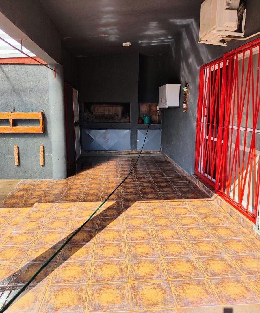Foto de JL INMOBILARIA VENDE CASA CON PILETA Y HERMOSA VISTA EN ESTANCIA VIEJA, imagen 3