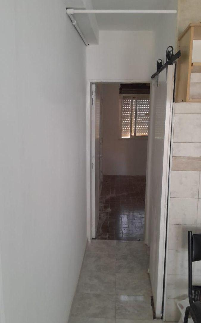 Foto de PH de 21 m² con 1 dormitorio en alquiler en Ituzaingó Norte, imagen 2