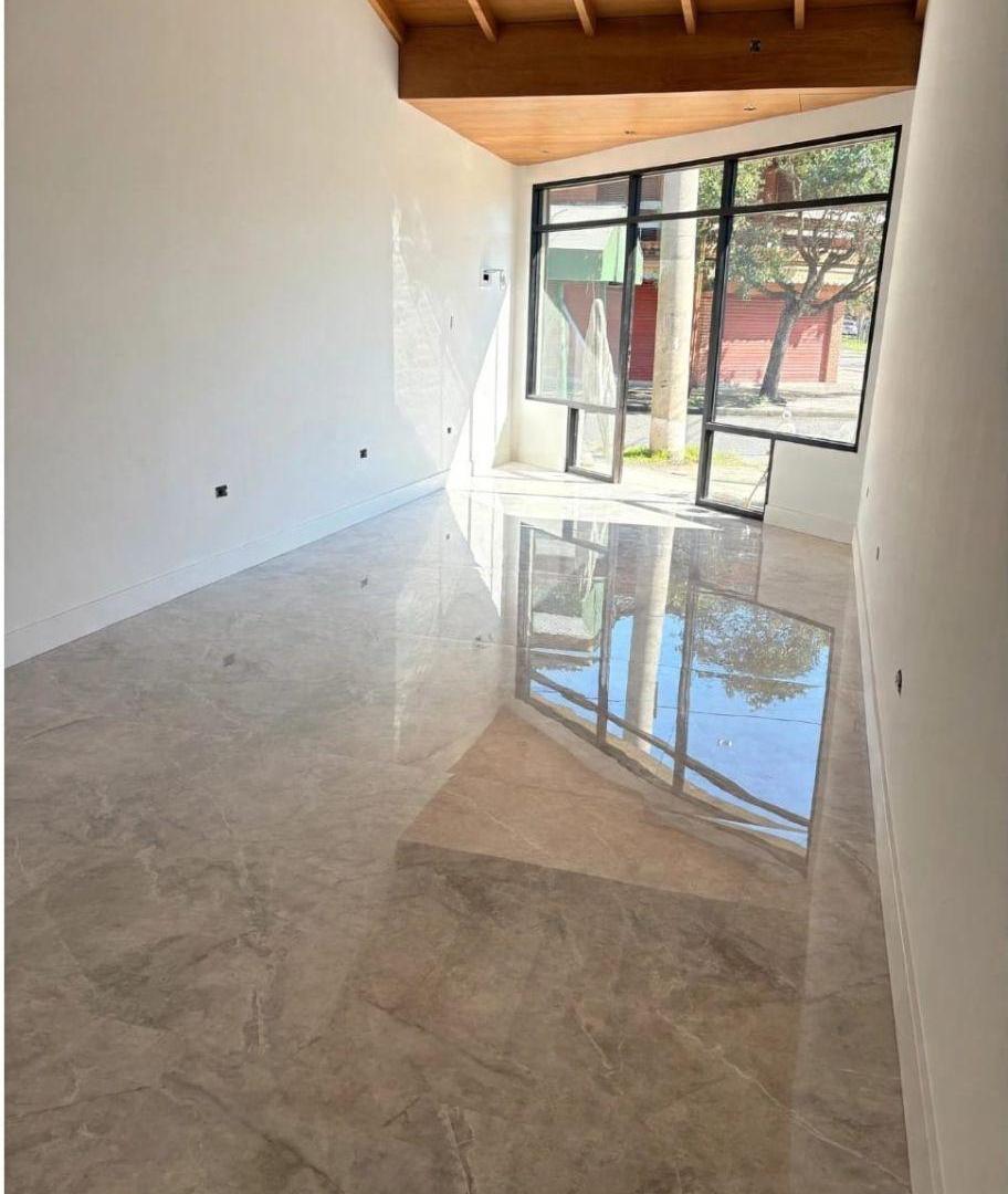 Foto de Local de 28 m² en alquiler en Ituzaingó Norte, imagen 5