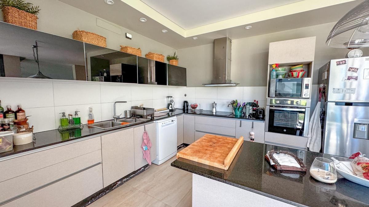 ¡Venta! Casa de Categoría en Barrio Vistalba Country. 1