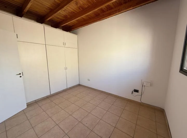ALQUILO HERMOSO DUPLEX EN CAPITAL 5