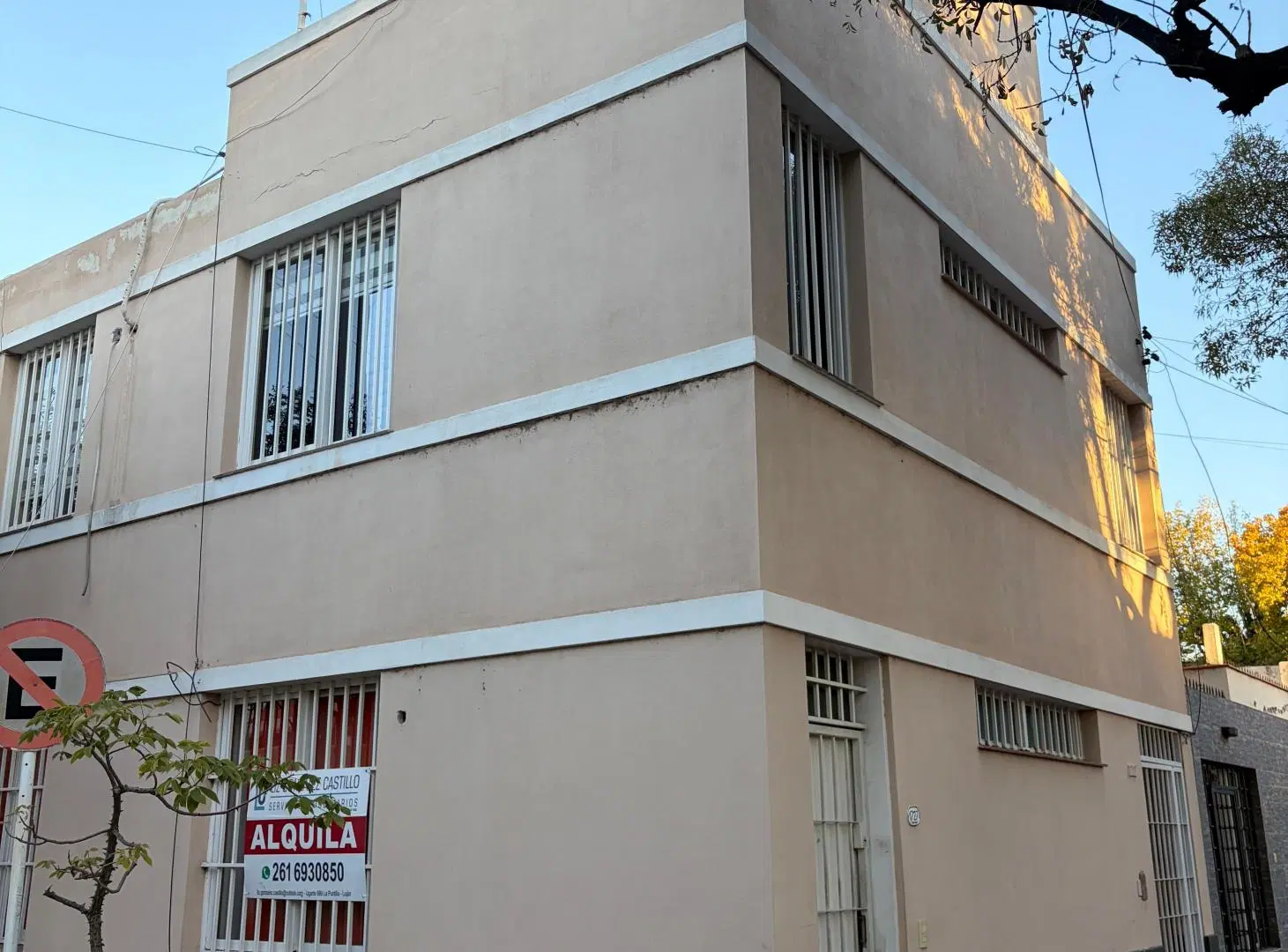 VENDE AMPLIO DEPARTAMENTO EN SEXTA SECCIÓN – CAPITAL 2