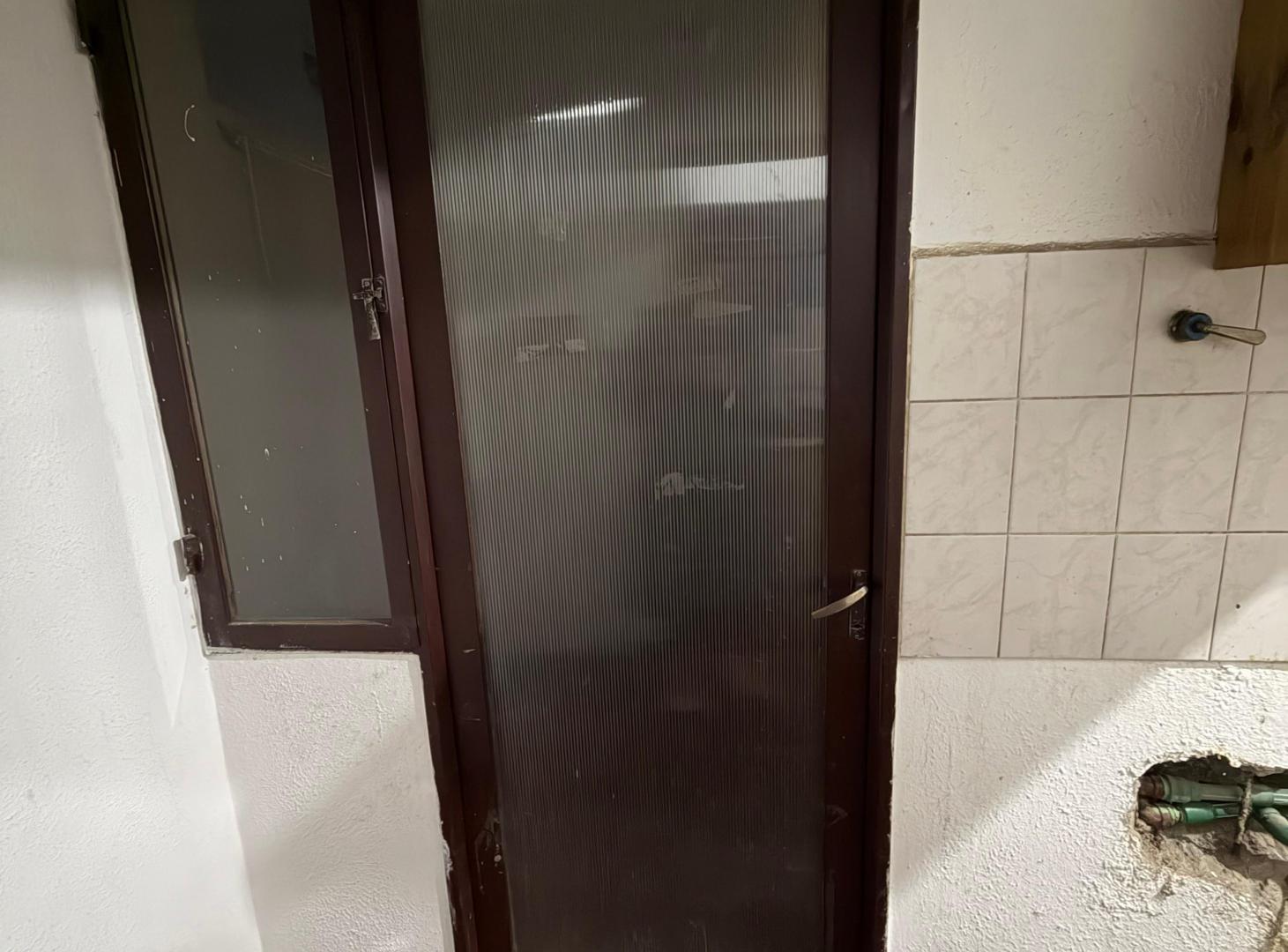 Foto de VENDO DEPARTAMENTO EN LUZURIAGA- MONOBLOCK, imagen 5