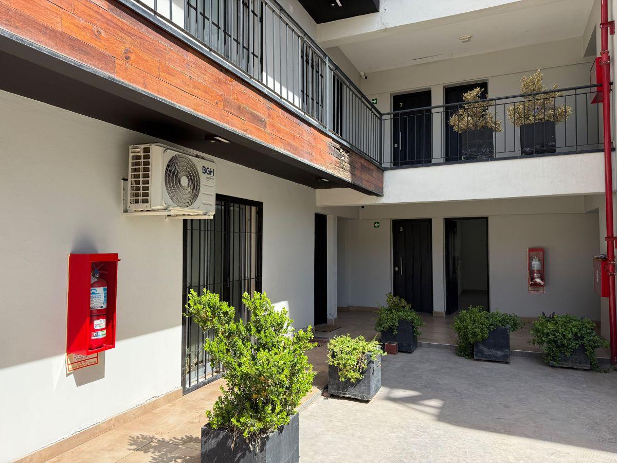 Foto de DEPARTAMENTO EN ALQUILER EN GODOY CRUZ PLANTA BAJA CON COCHERA, imagen 1
