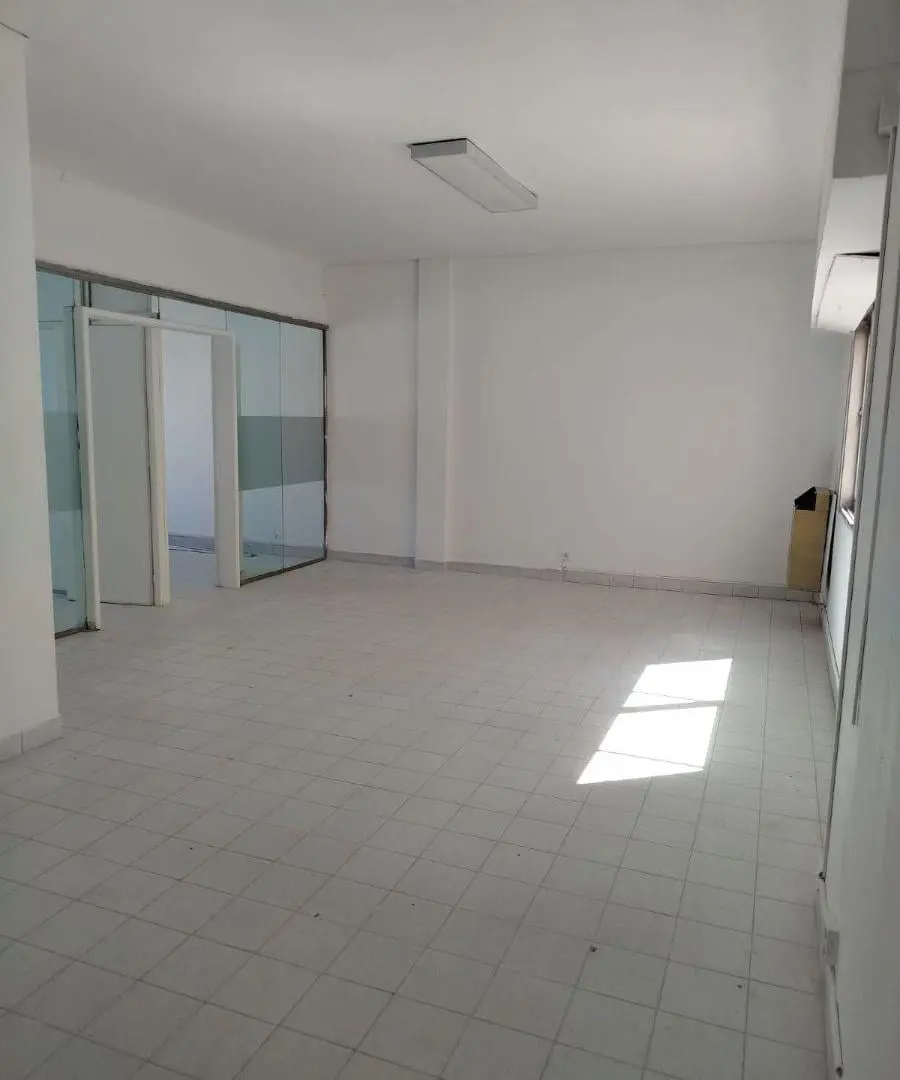 OFICINA EN ALQUILER , ALCORTA 30 NEUQUEN CAPITAL 5