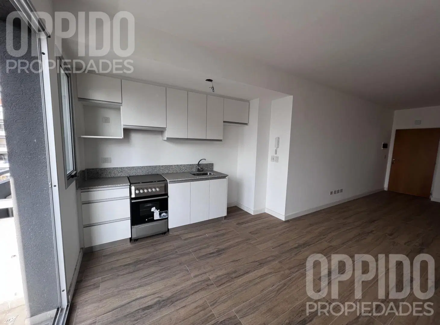 Hermoso departamento, oficina o consultorio en alquiler villa del parque! 3