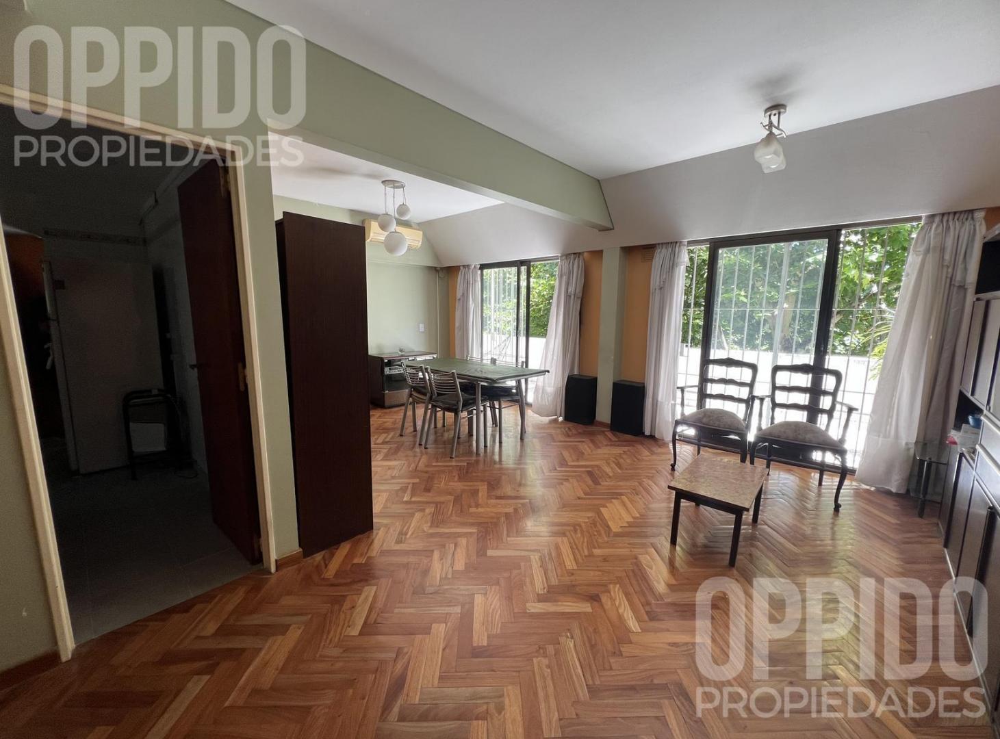 Foto de Hermoso y amplio 4 ambientes en dúplex con Cochera y Baulera en Venta, imagen 4