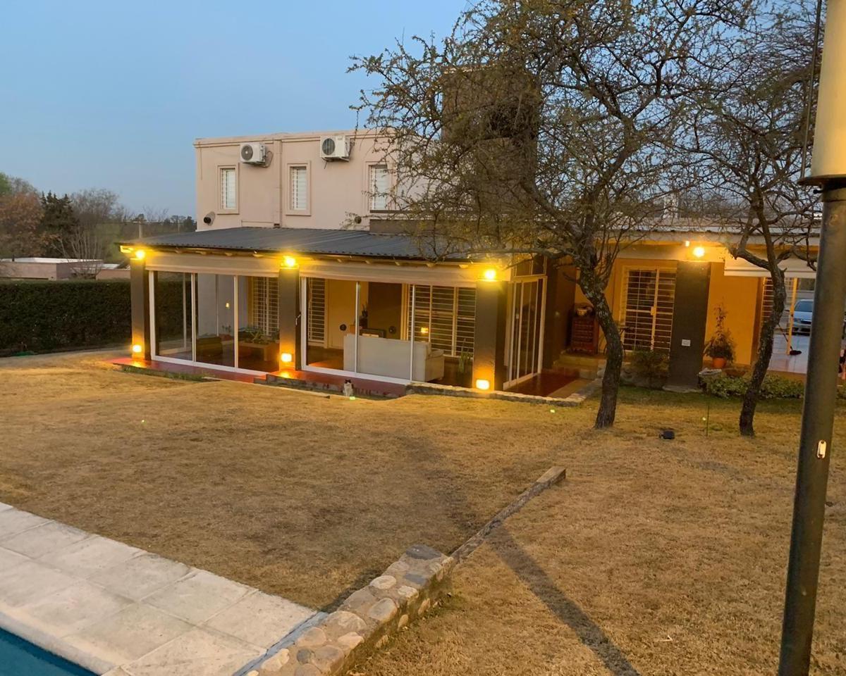 Villa Allende Cumbres, 3 Dorm. con Piscina 5
