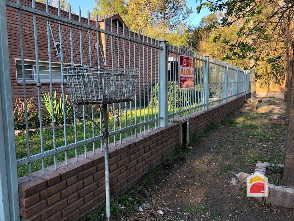 Villa Allende, Oportunidad Casa en Venta de 3 Dorm. C/ Cochera 1º Calidad Constructiva 3