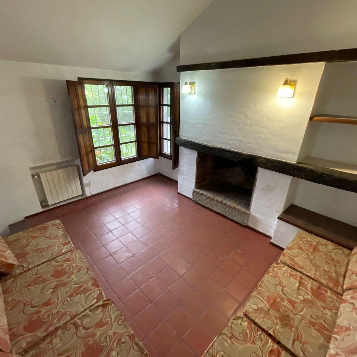 Villa Allende Golf. Casa en Venta de 4 Dorm. C/ Cochera, Pileta y Jardín. 4
