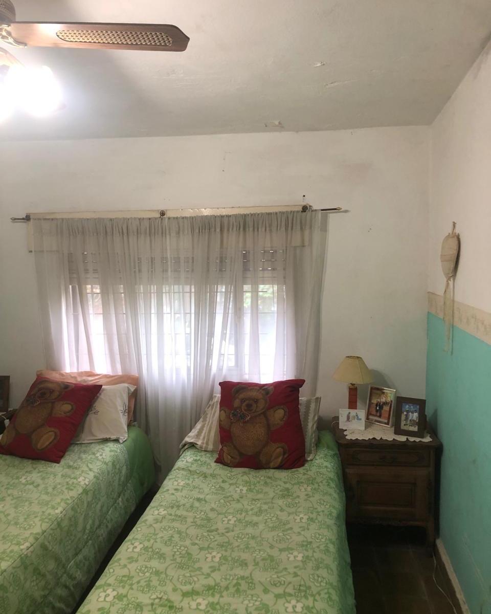 Villa Allende, Casa en Venta 3 Dorm., con Cochera 2