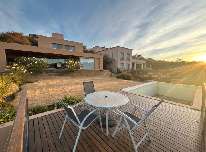 Estancia Q2 , Mendiolaza, casa en venta 3 dormitorios, piscina , calefacción  5