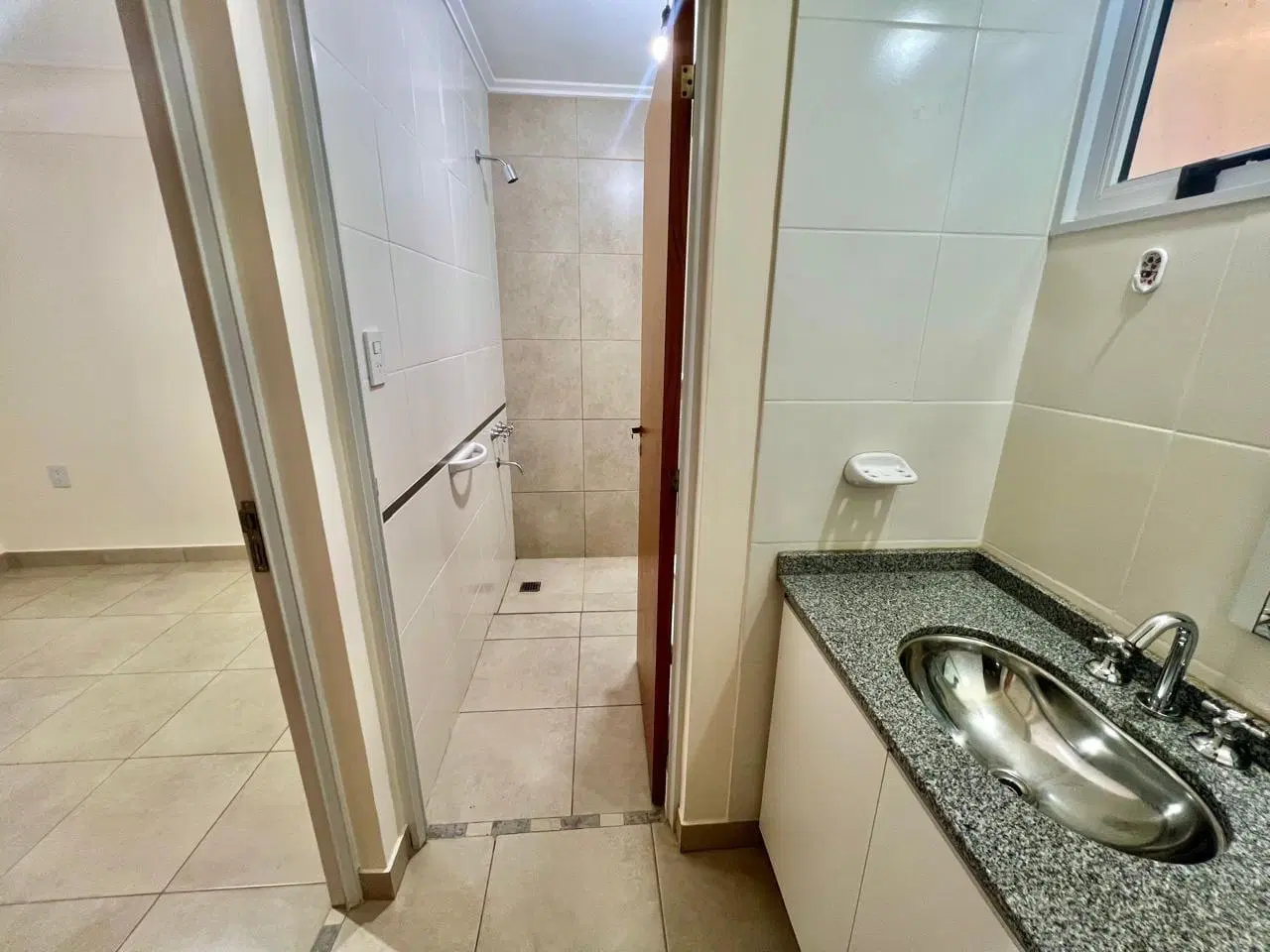 DEPARTAMENTO 1 DORMITORIO PLANTA BAJA PIEDRAS 6321 ALQUILER 3