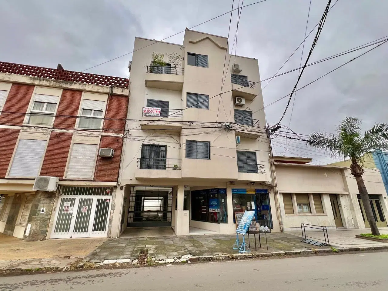 DEPARTAMENTO 1 DORMITORIO CANDIO PUJATTO 2900 3
