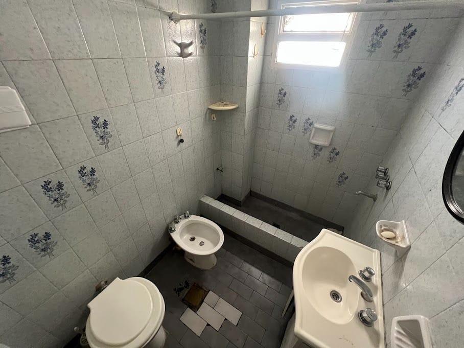 Foto de DEPARTAMENTO 1 DORMITORIO SAN MARTIN 1900 ALQUILER, imagen 3