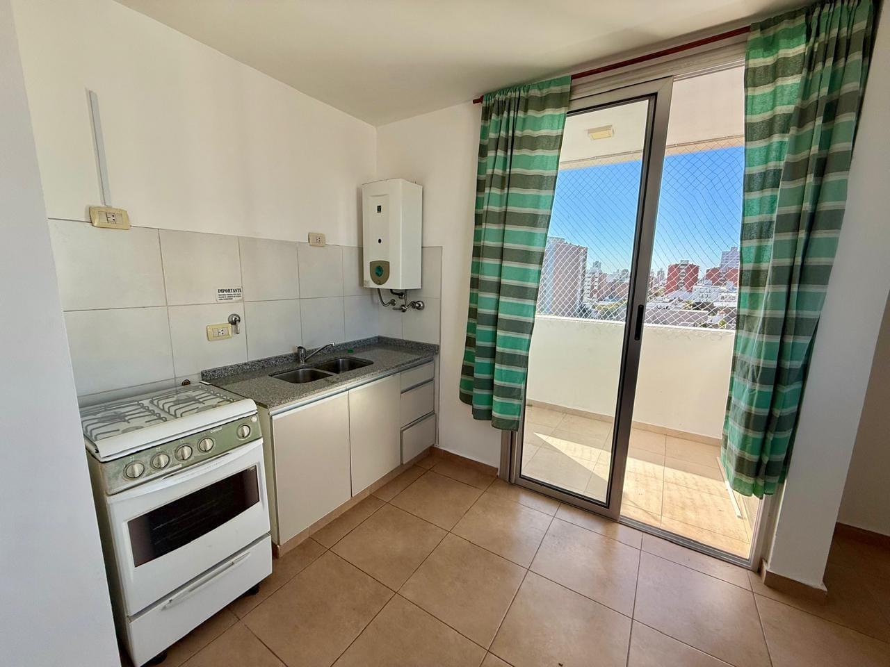 Foto de MONOAMBIENTE CON BALCON LISANDRO DE LA TORRE 3274, imagen 1
