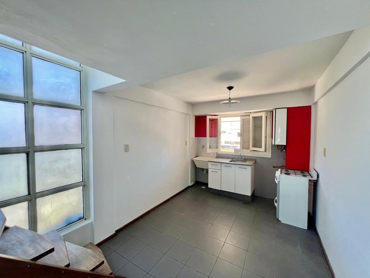 Foto de DEPARTAMENTO 1 DORMITORIO SAN MARTIN 3500 ALQUILER, imagen 1