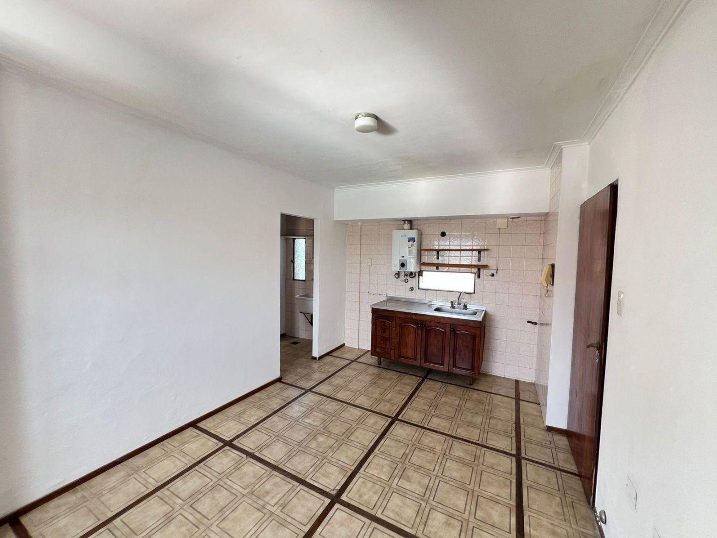 Foto de DEPARTAMENTO 1 DORMITORIO SALTA 3200 ALQUILER, imagen 3