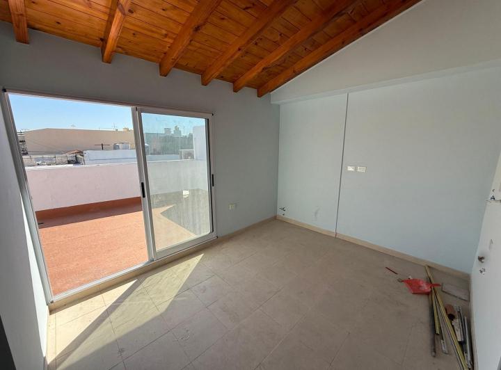 Departamento 3 Amb. con Terraza Propia – Centro V.Adelina 4