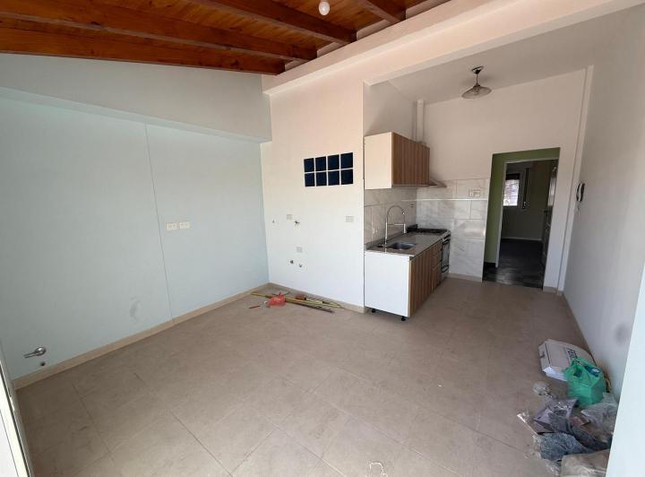 Departamento 3 Amb. con Terraza Propia – Centro V.Adelina 3