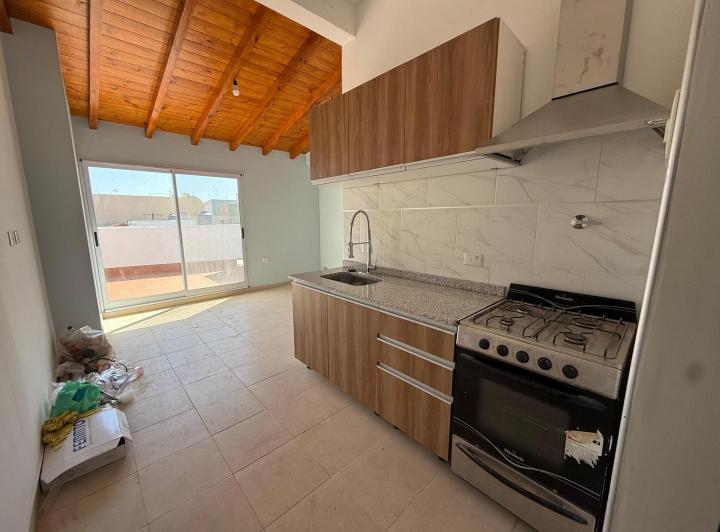 Departamento 3 Amb. con Terraza Propia – Centro V.Adelina 2