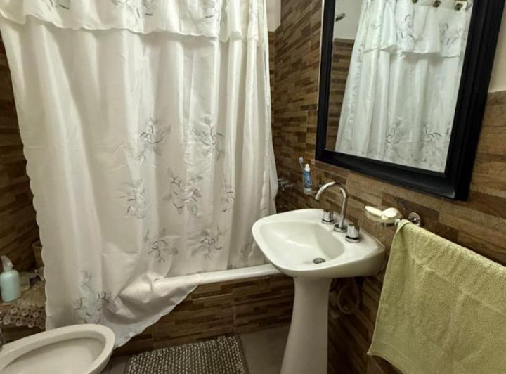 Departamento tipo casa 5 ambientes  – Munro 5