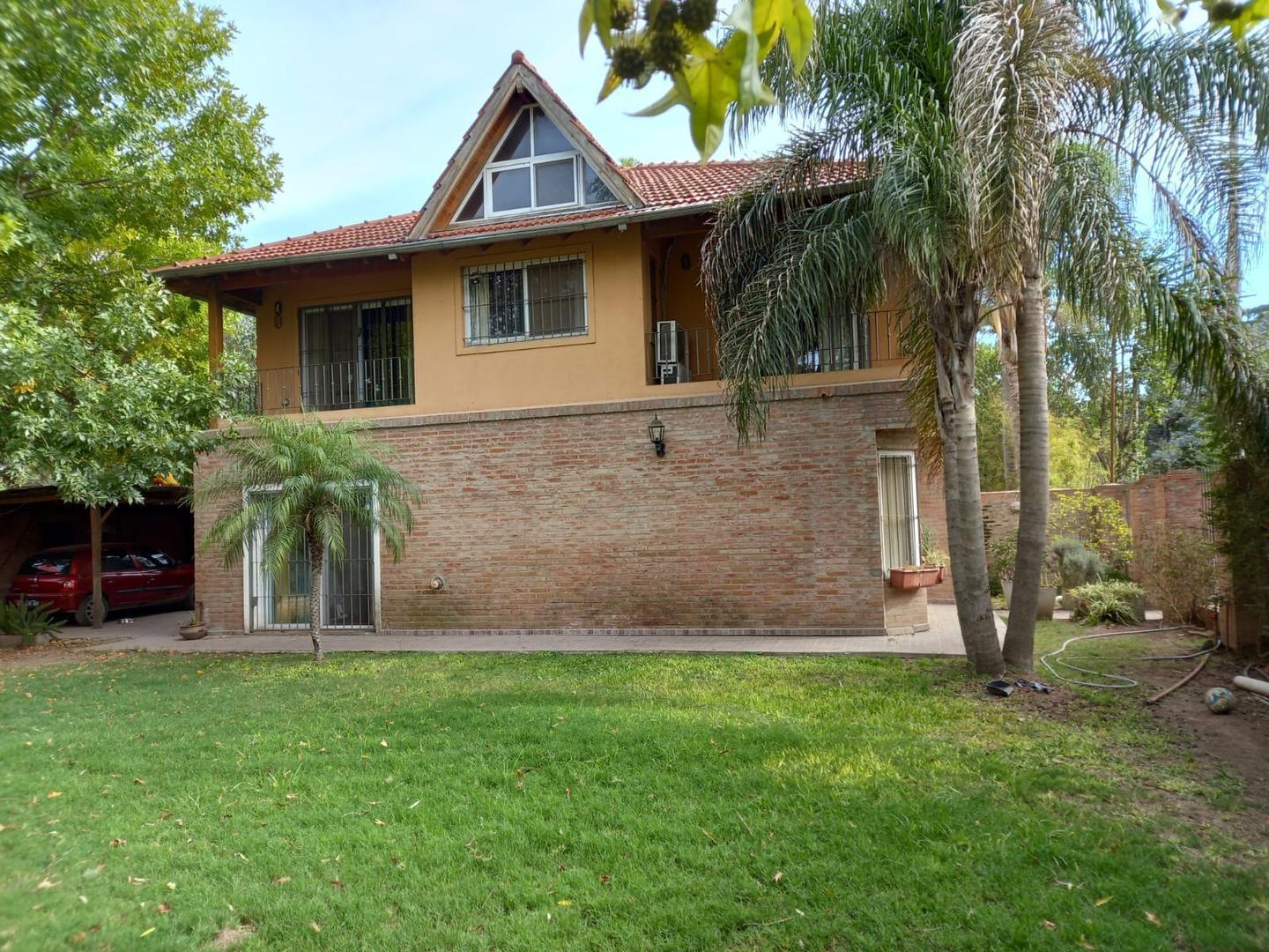 Foto de IMPECABLE CHALET 4 AMBIENTES / 20 X 40 MTS DE LOTE, imagen 5