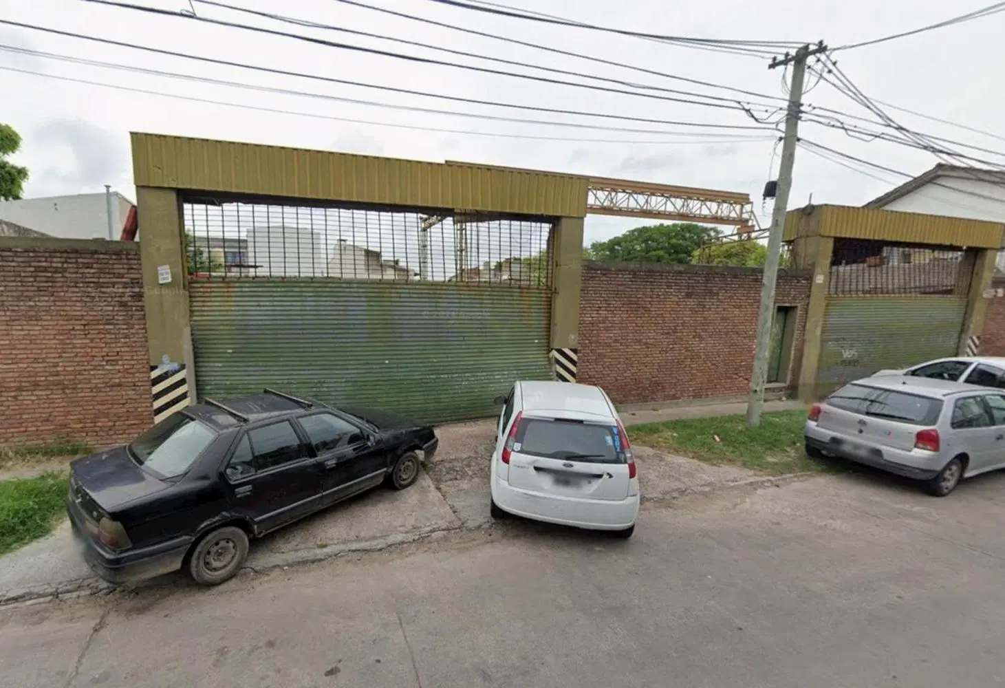 TERRENO 900MTS ALQUILER A MTS AV ROLON 4