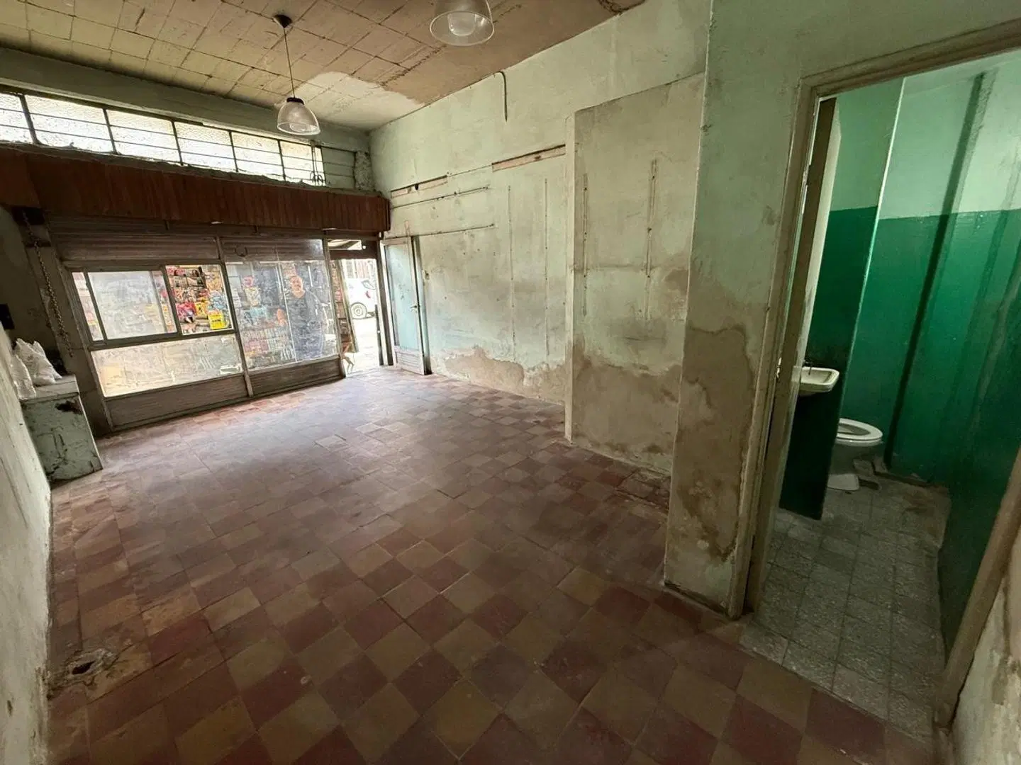 Local comercial en alquiler – Villa Adelina Centro 4