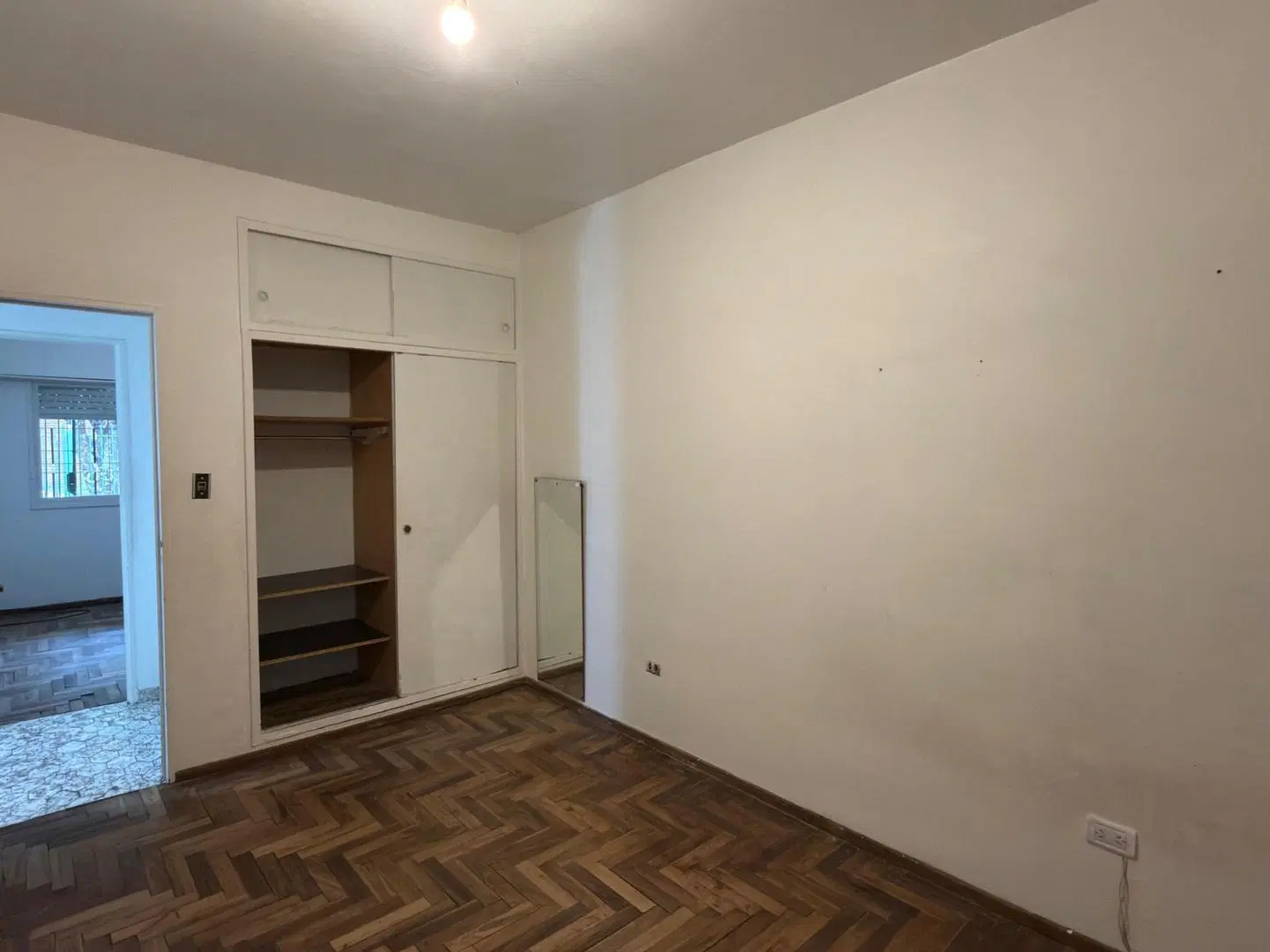 Hermosa casa en alquiler prox a Parque Cisneros 5