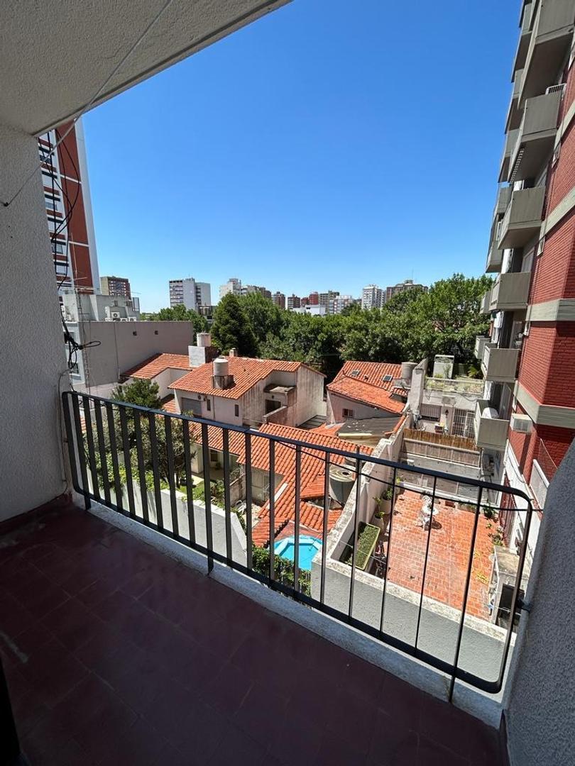 Foto de DEPARTAMENTO 2 AMBIENTES - EXCELENTE UBICACION, imagen 4