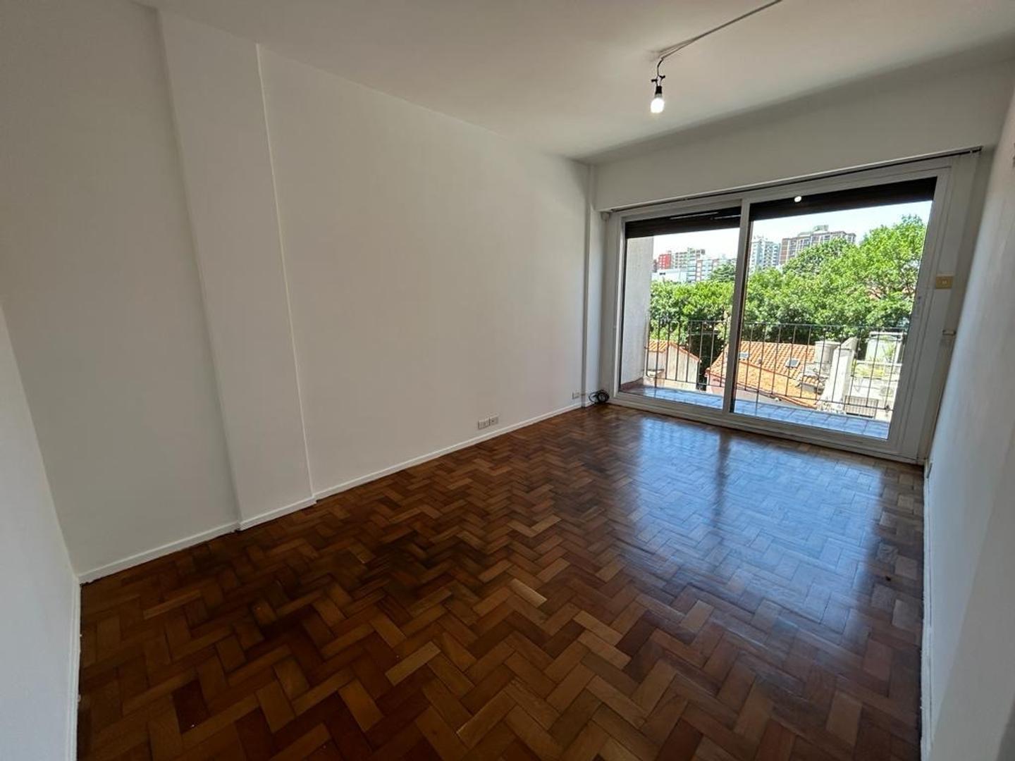 Foto de DEPARTAMENTO 2 AMBIENTES - EXCELENTE UBICACION, imagen 1