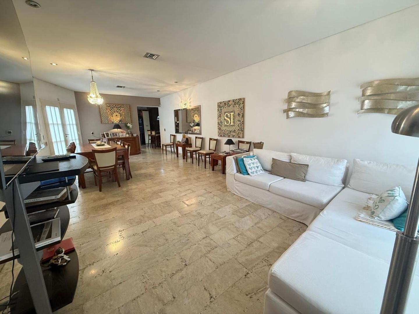 Foto de Casa 7 ambientes - Proximo Estacion Munro, imagen 2