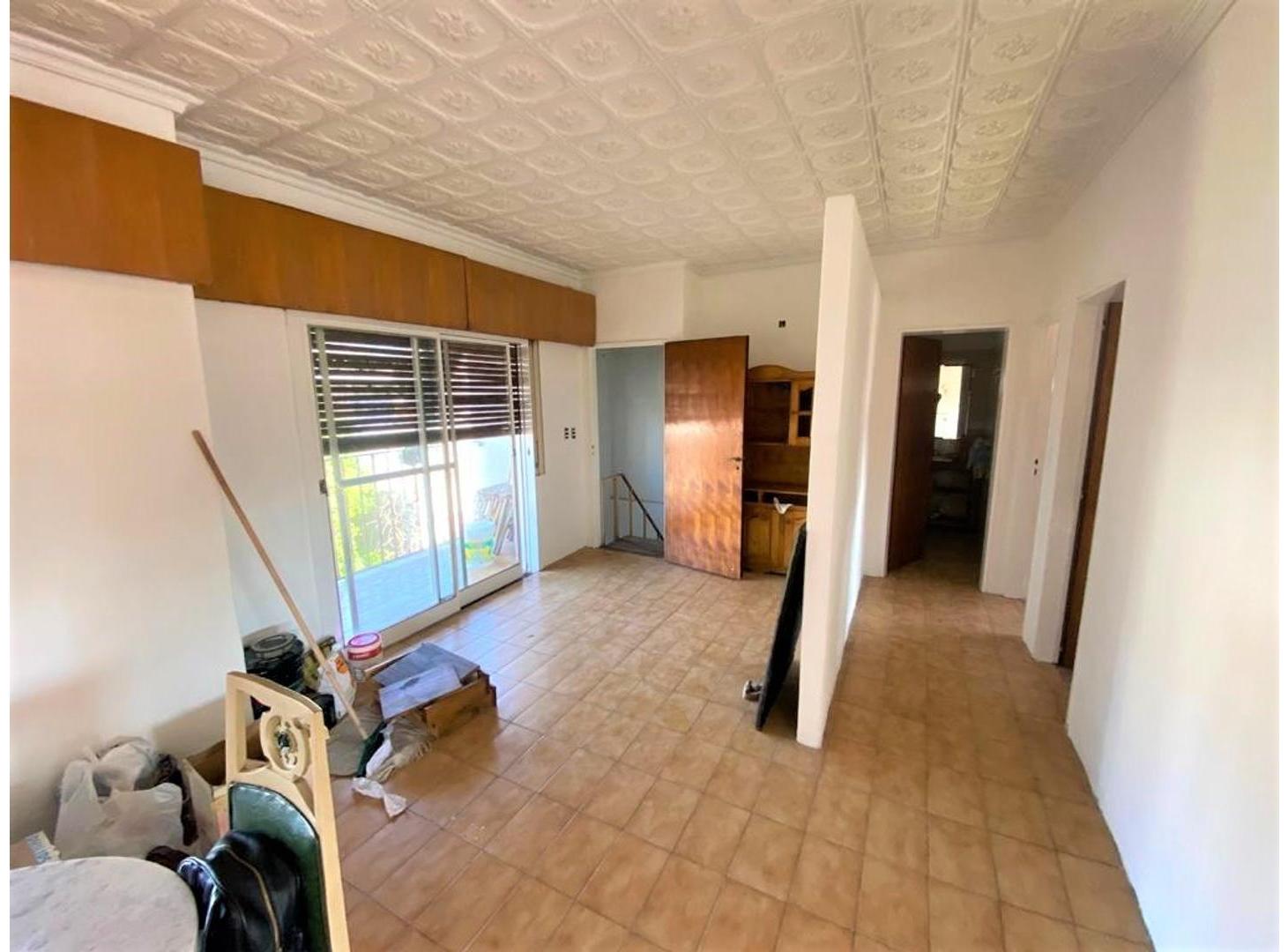 Foto de CASA MULTIFAMILIAR, PB 3 AMBIENTES C/ JARDIN - P.A DEPTO 3 A, imagen 2