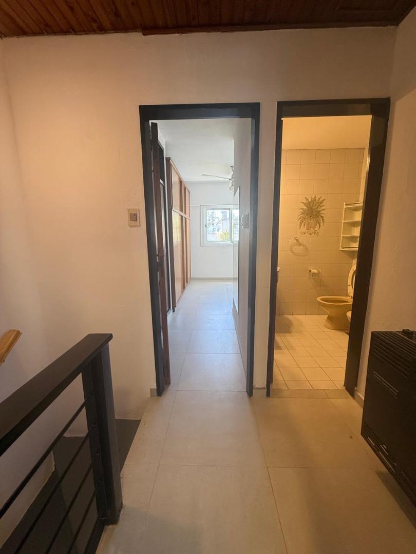 Foto de Amplio Ph en alquiler de 3 ambientes - Villa Adelina, imagen 2