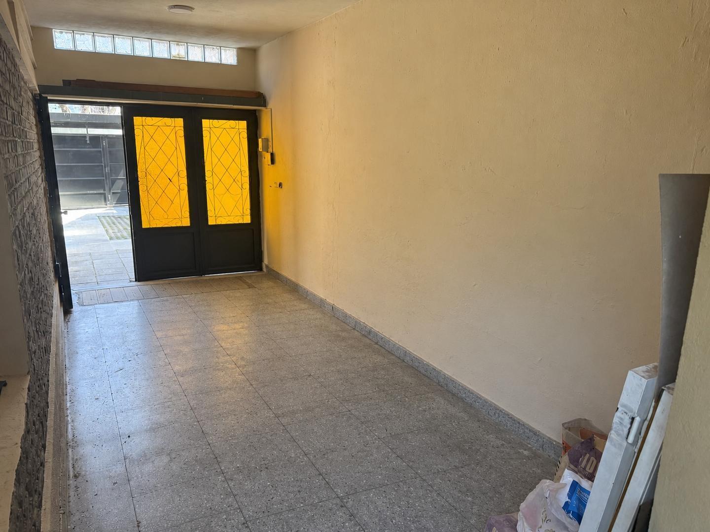 Foto de Amplio Ph en alquiler de 3 ambientes - Villa Adelina, imagen 5