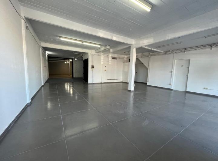 Dueño alquila local con deposito sup total 270m2 3